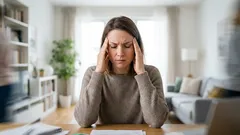 Co způsobuje „mozkovou mlhu“: Příčina spočívá ve 4 škodlivých návycích